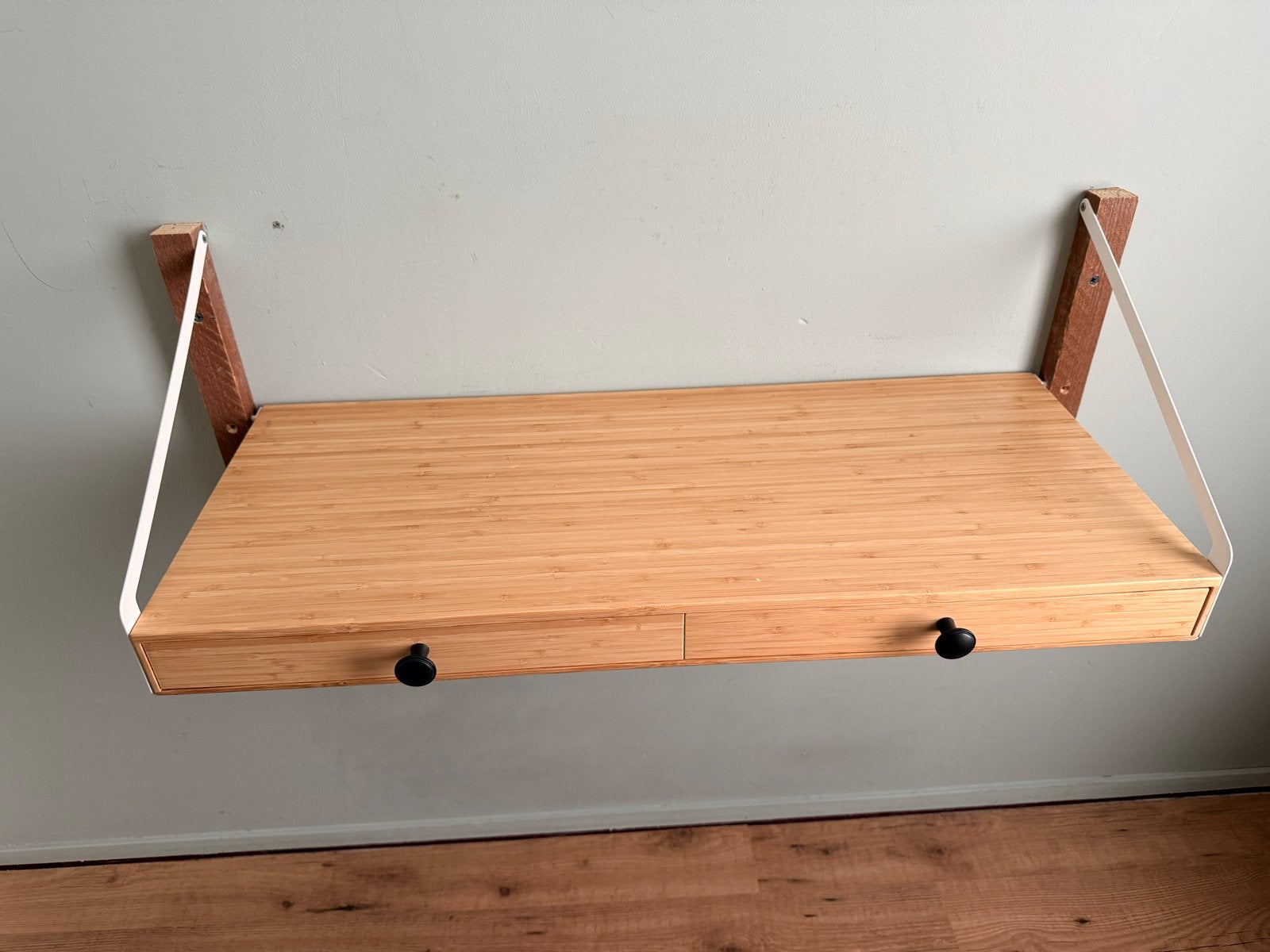 IKEA SVALNÄS wandbureau met lades - Bamboe, Huis en Inrichting, Ophalen, Overige typen, Scandinavisch, Zo goed als nieuw