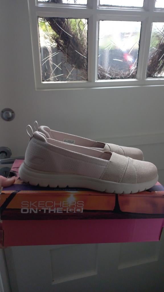 Skechers On-the-Go instappers maat 40, Skechers, Overige kleuren, Instappers, Ophalen of Verzenden