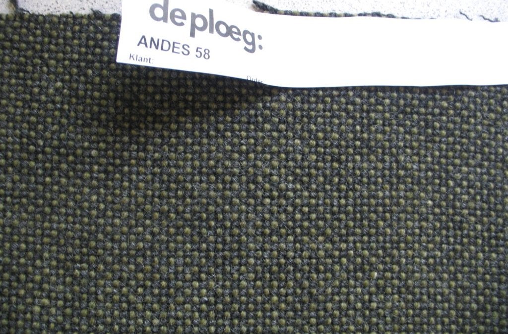 De Ploeg Andes 58; olijfgroen + grijs; 3,6 meter meubelstof, Hobby en Vrije tijd, Stoffen en Lappen, Wol, 120 cm of meer, Ophalen of Verzenden
