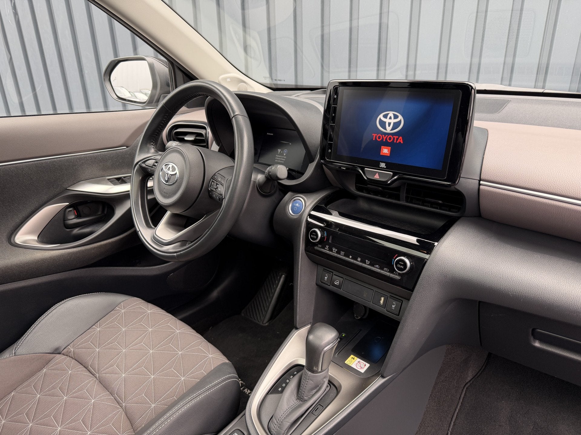 Toyota Yaris Cross 1.5 Hybrid Executive / Bi tone AWD | Afnm, 12 maanden, Gebruikt, Automatische klimaatregeling, 1490 cc