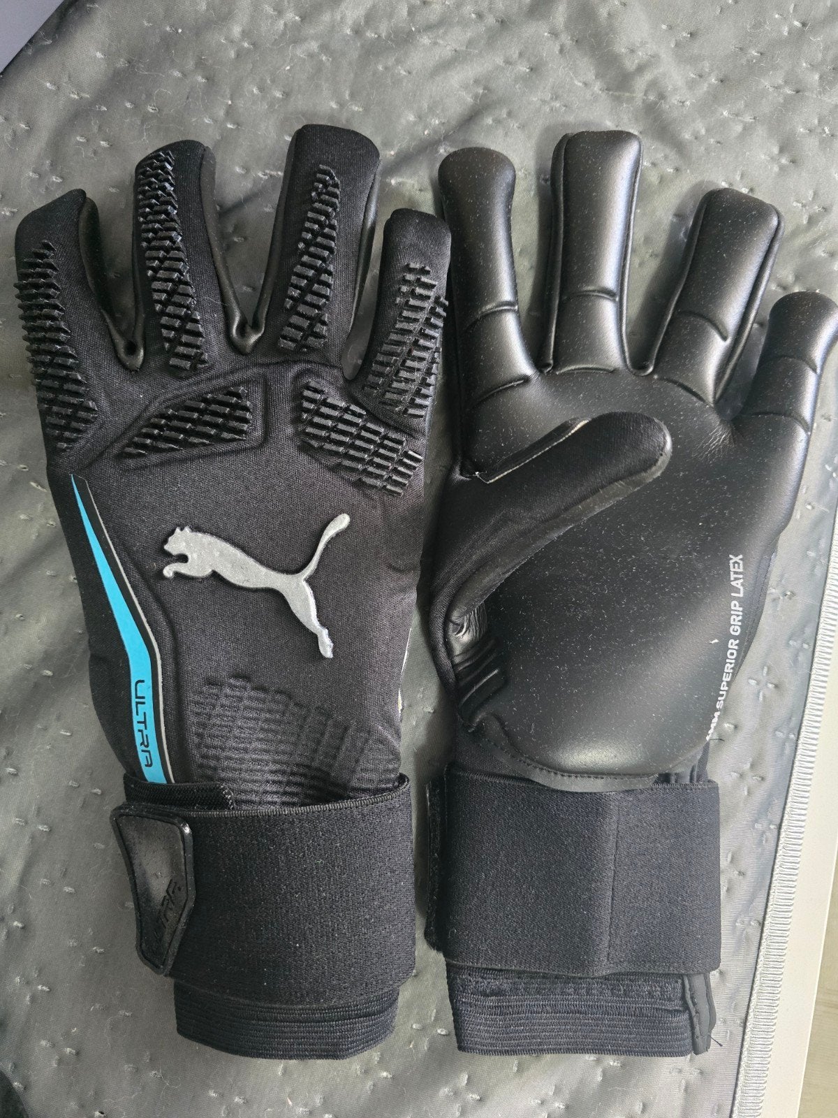 Puma football Goalkeeper Gloves - Maat 9, Ophalen of Verzenden, Nieuw, Handschoenen