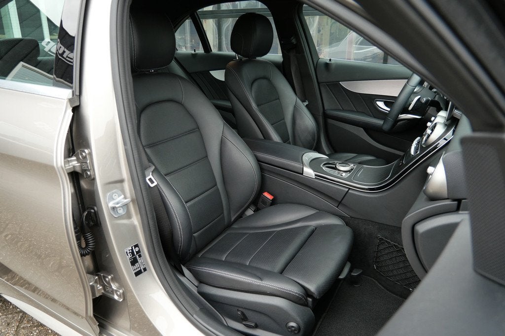 Mercedes-Benz C-Klasse 180 Business Solution AMG | NL-Auto |, Auto's, Automatische klimaatregeling, Sedan, 16 km/l, 5 stoelen