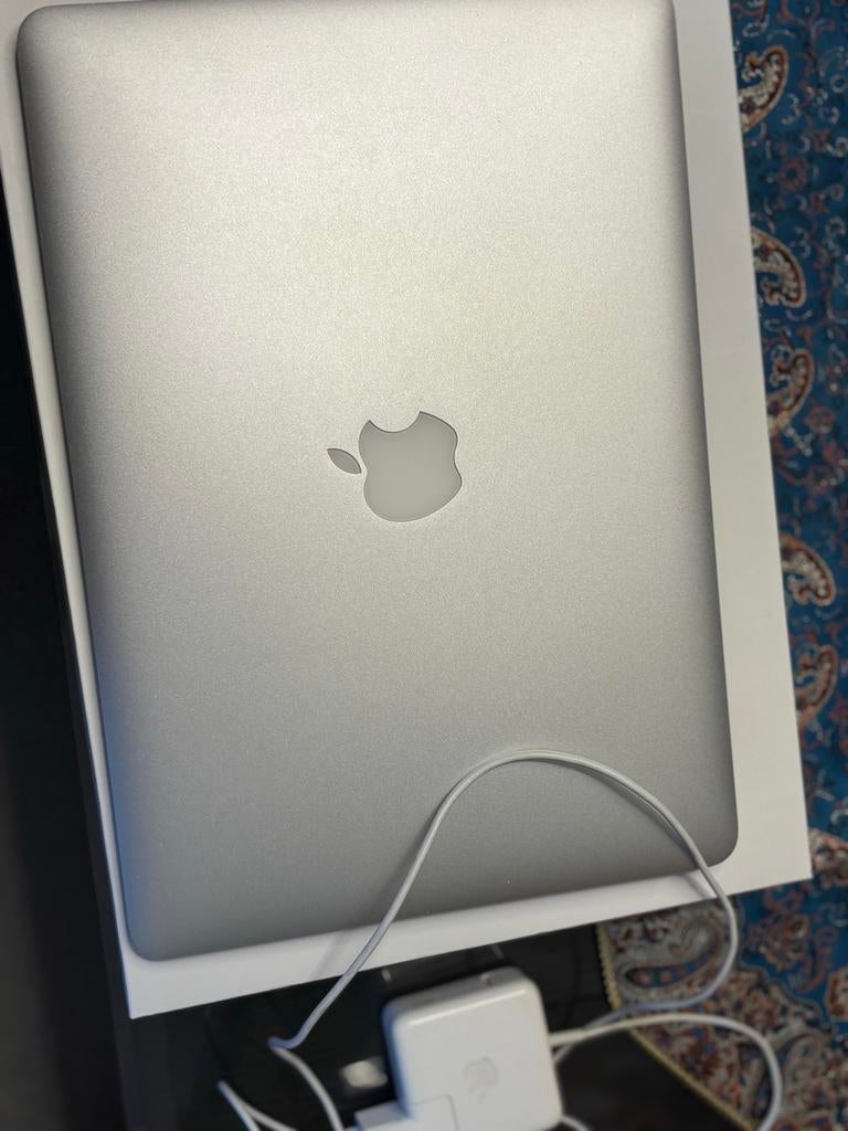 MacBook Air (13-inch, 2017), Computers en Software, Apple Macbooks, Zo goed als nieuw, MacBook Air, 13 inch, 2 tot 3 Ghz, 8 GB