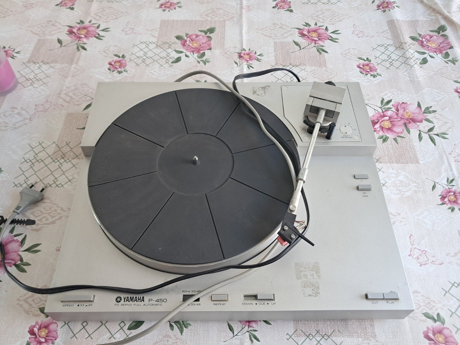 Turntable/Vinyl reader Yamaha P-450, Audio, Tv en Foto, Versterkers en Receivers, Ophalen, 120 watt of meer, Yamaha