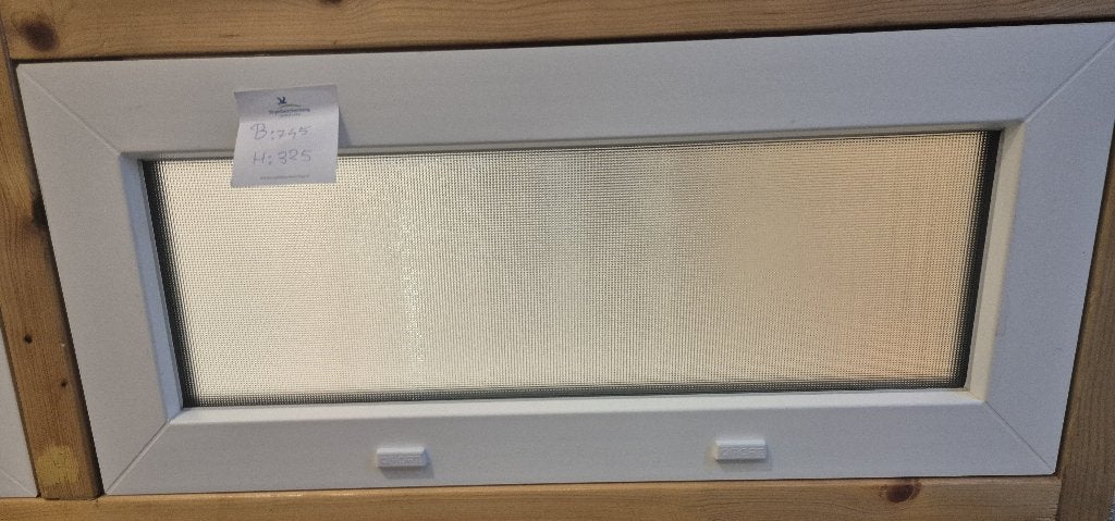 1 vast raamkozijn PVC showroom model Veka vlak wit, Ophalen, Kunststof, Minder dan 75 cm, Raamkozijn