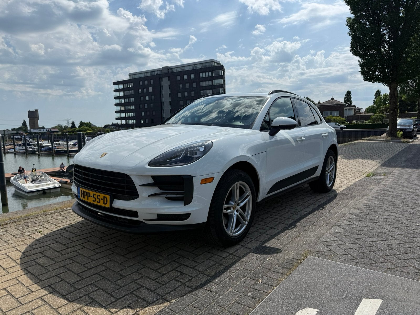Porsche Macan 2.0 Turbo - 2019, Auto's, Automaat, 4 cilinders, Wit, Leder