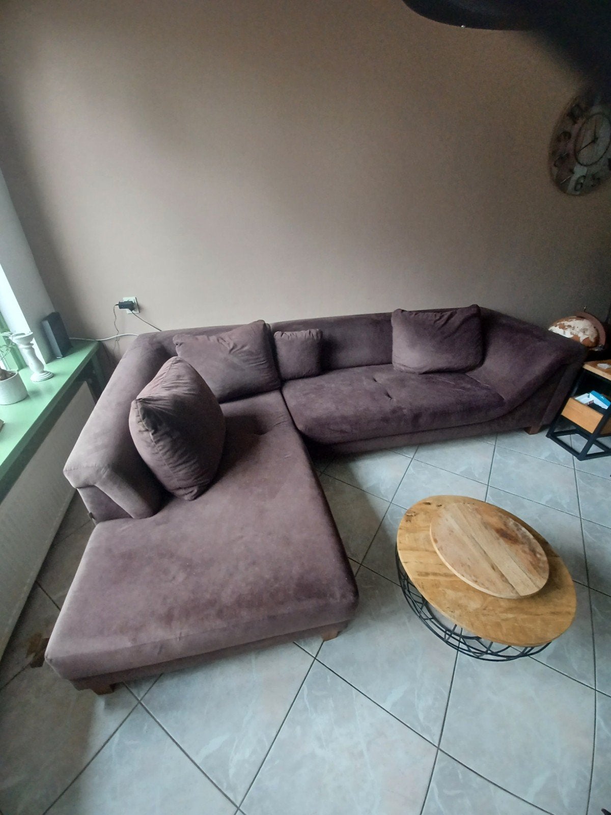 Comfortabele bruine hoekbank met chaise longue, 250 tot 300 cm, Gebruikt, 125 tot 150 cm, Hoekbank