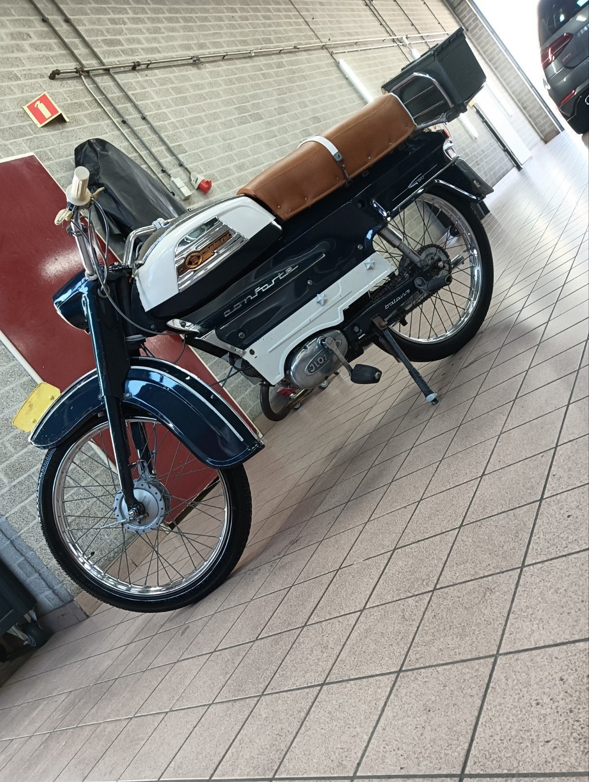 Batavus conforte g50, Fietsen en Brommers, Ophalen, Maximaal 45 km/u, Batavus, 2 versnellingen
