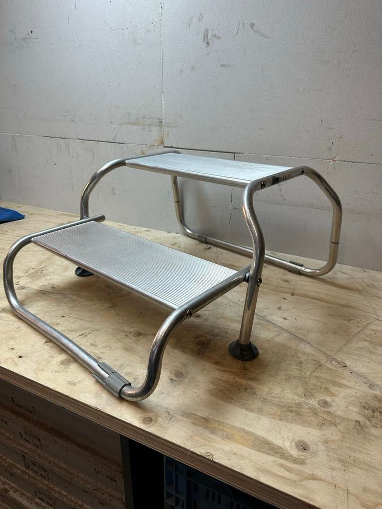 Dukdalf aluminium caravan opstap, Ophalen, Gebruikt
