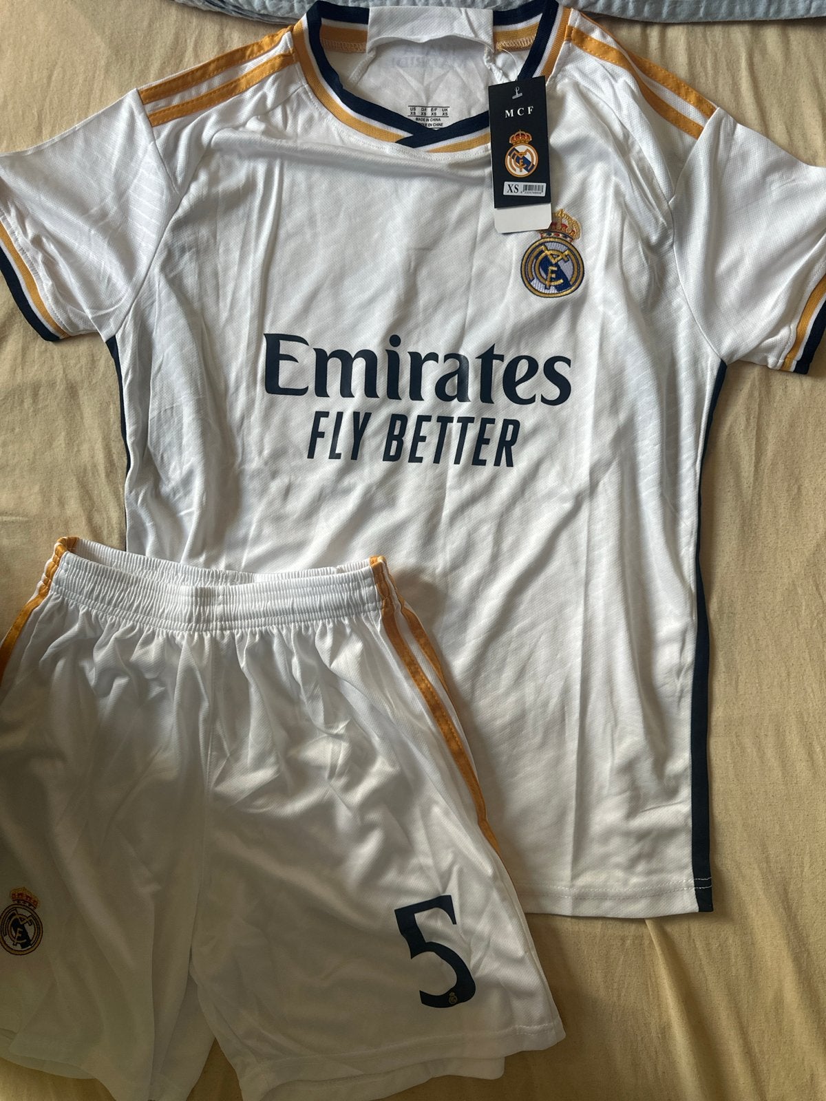 Real Madrid Thuisshirt 2023/2024 Bellingham 5 - Nieuw maat M, Maat XS of kleiner, Ophalen, Nieuw, Set