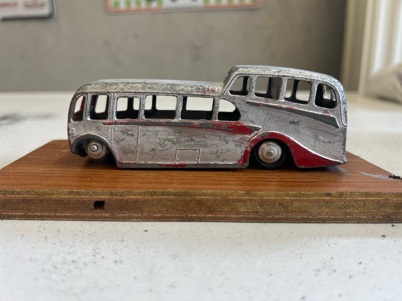 Dinky Toys Observation Coach nummer 280 of 28F, Kinderen en Baby's, Ophalen, Gebruikt