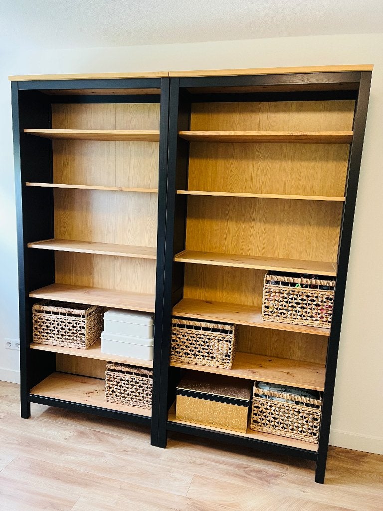2x Hemnes Boekenkast zwartbruin/ lichtbruin, Huis en Inrichting, Ophalen, Met plank(en), 50 tot 100 cm, Zo goed als nieuw