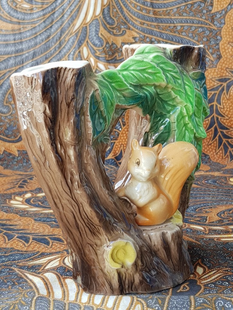 Mooie oude Engelse Hornsea vaas als boom en eekhoorn 15,8 cm, Ophalen of Verzenden