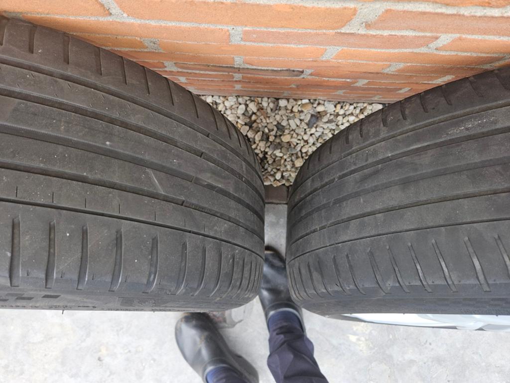 Originele Mercedes-AMG 21 inch velgen met zomerbanden, Auto-onderdelen, Banden en Velgen, Gebruikt, Banden en Velgen, Personenwagen