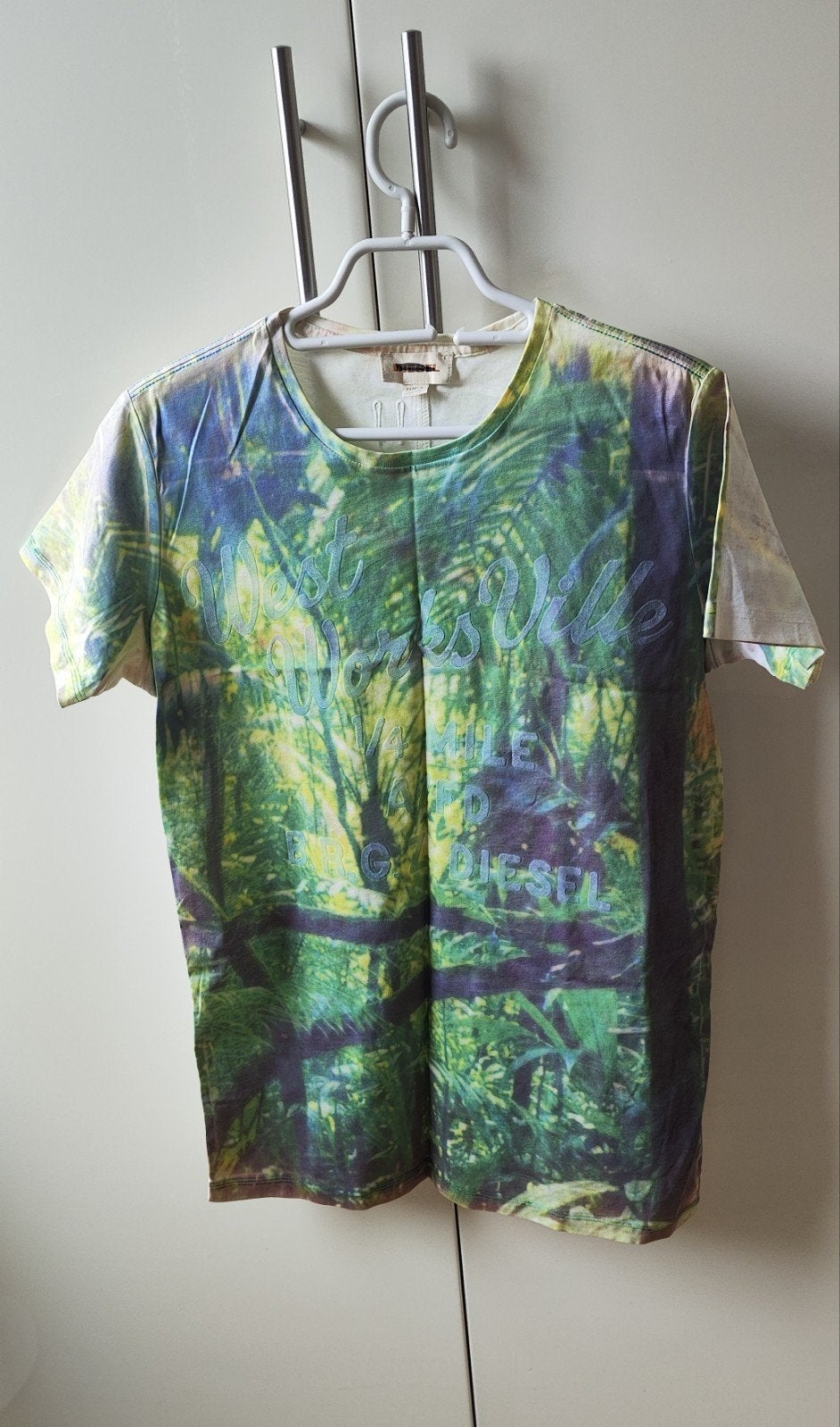 Diesel t - shirt maat S in prima staat, Diesel, Beige, Ophalen of Verzenden, Zo goed als nieuw