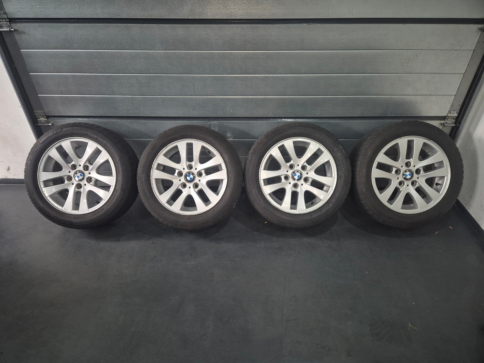 BMW Style 156 velgen 16 inch met Michelin winterbanden, Ophalen, 16 inch, Banden en Velgen, 205 mm