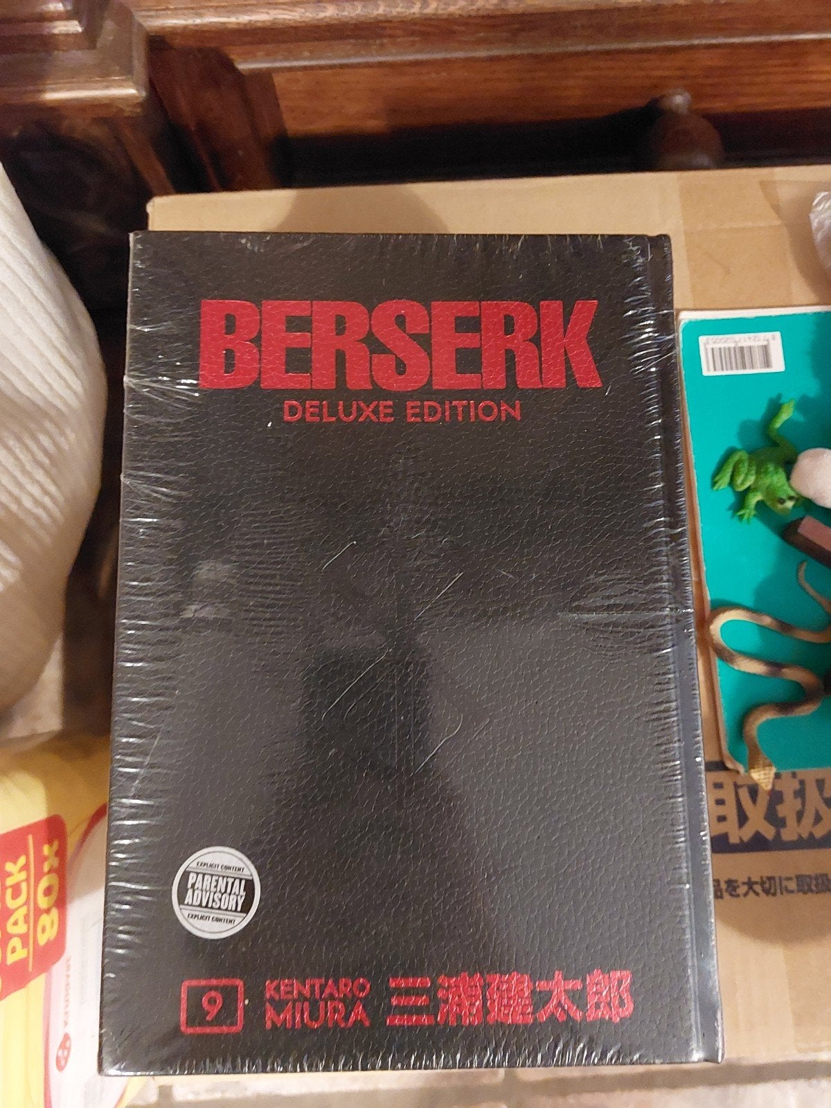 Berserk Deluxe Edition Volume 9 - Nieuw in folie, Eén stripboek, Ophalen of Verzenden, Nieuw