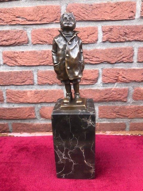 bronzen beeld, "kleine jongen", Ophalen of Verzenden, Brons