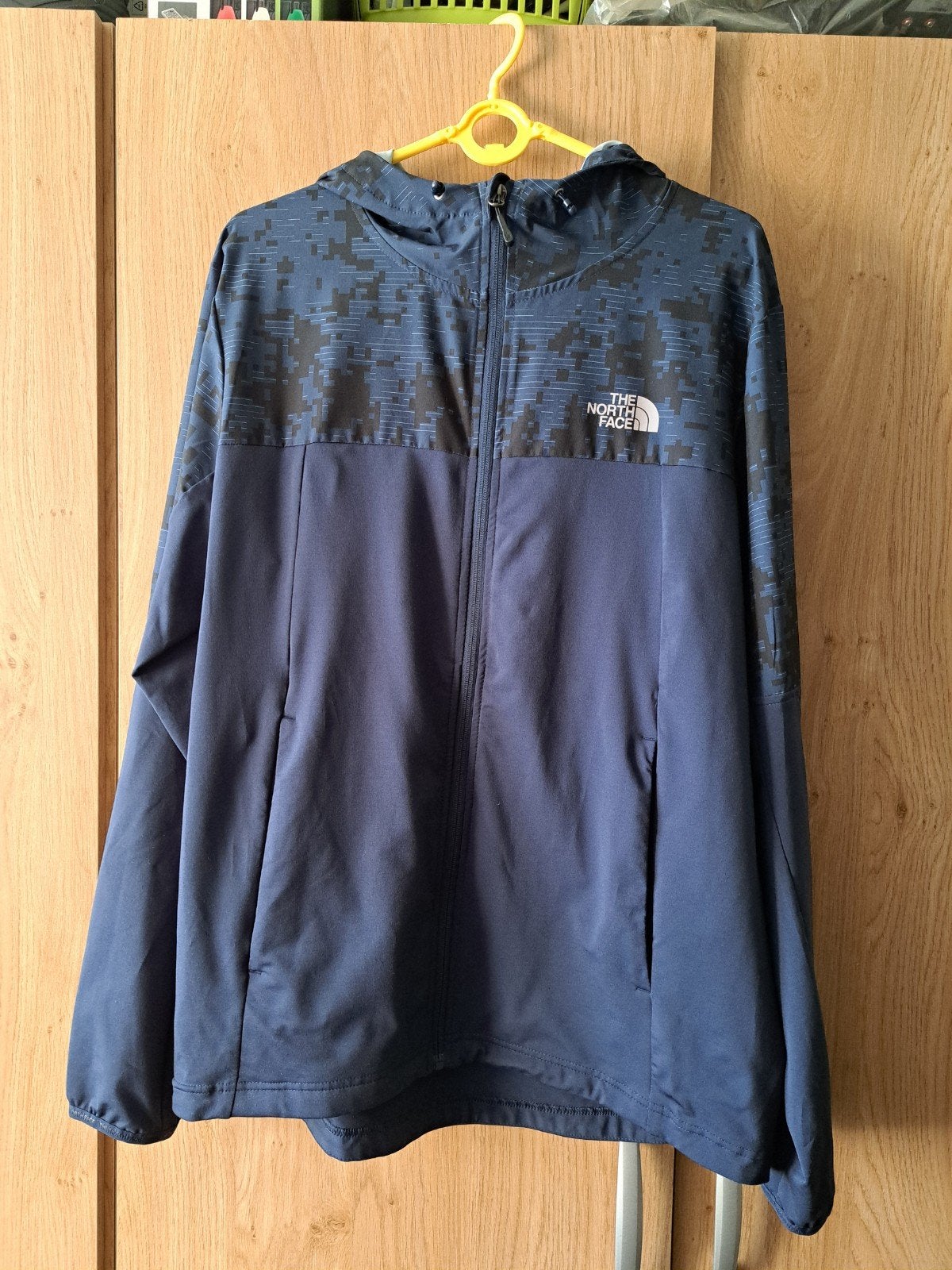 super mooie north face zomerjas maat L, Ophalen of Verzenden, Zo goed als nieuw, Maat 52/54 (L), Blauw