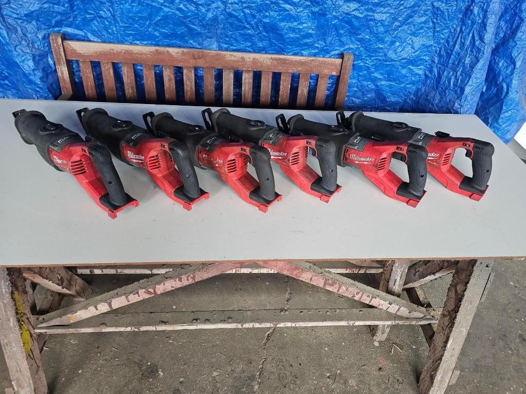 Milwaukee M18FSX reciprozaag, Ophalen, Gebruikt, 70 mm of meer, 600 tot 1200 watt