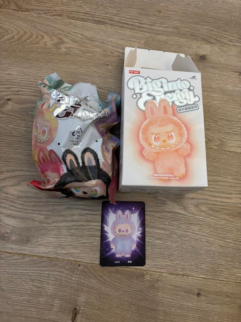 Labubu Luck nieuw, Verzamelen, Poppetjes en Figuurtjes, Ophalen of Verzenden, Zo goed als nieuw