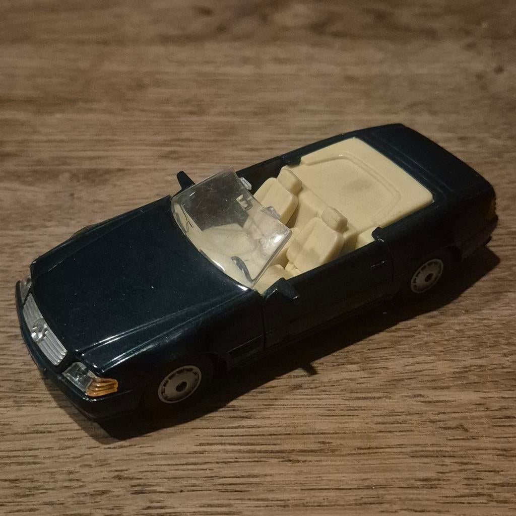 Maisto, Hobby en Vrije tijd, Verzenden, Auto