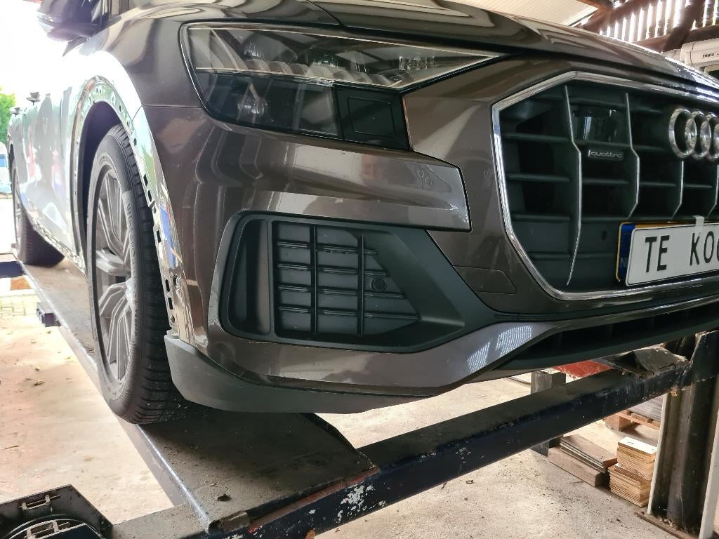 Audi Q8 bumpers voor en achter, Ophalen, Gebruikt, Audi, Bumper