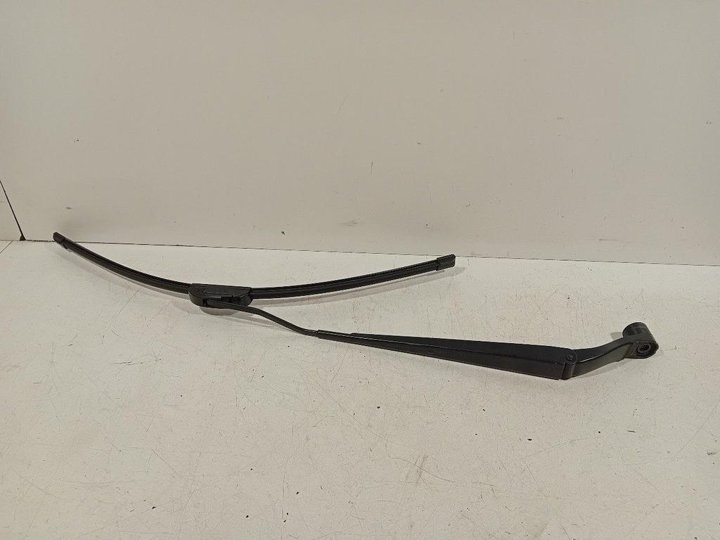Ruitenwisserarm links voor Nissan Micra, Auto-onderdelen, Onderdelen@venauto.nl, Van der Ven Autorecycling B.V., Gebruikt, Ettenseweg 76, 4706 PB Roosendaal, The Netherlands