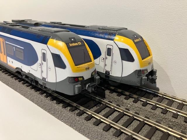 NS Stadler Flirt 3-delig H0, Overige merken, Treinset, Gelijkstroom, Analoog