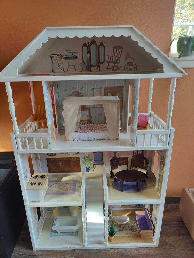 Mooi groot poppenhuis, Ophalen of Verzenden, Poppenhuis