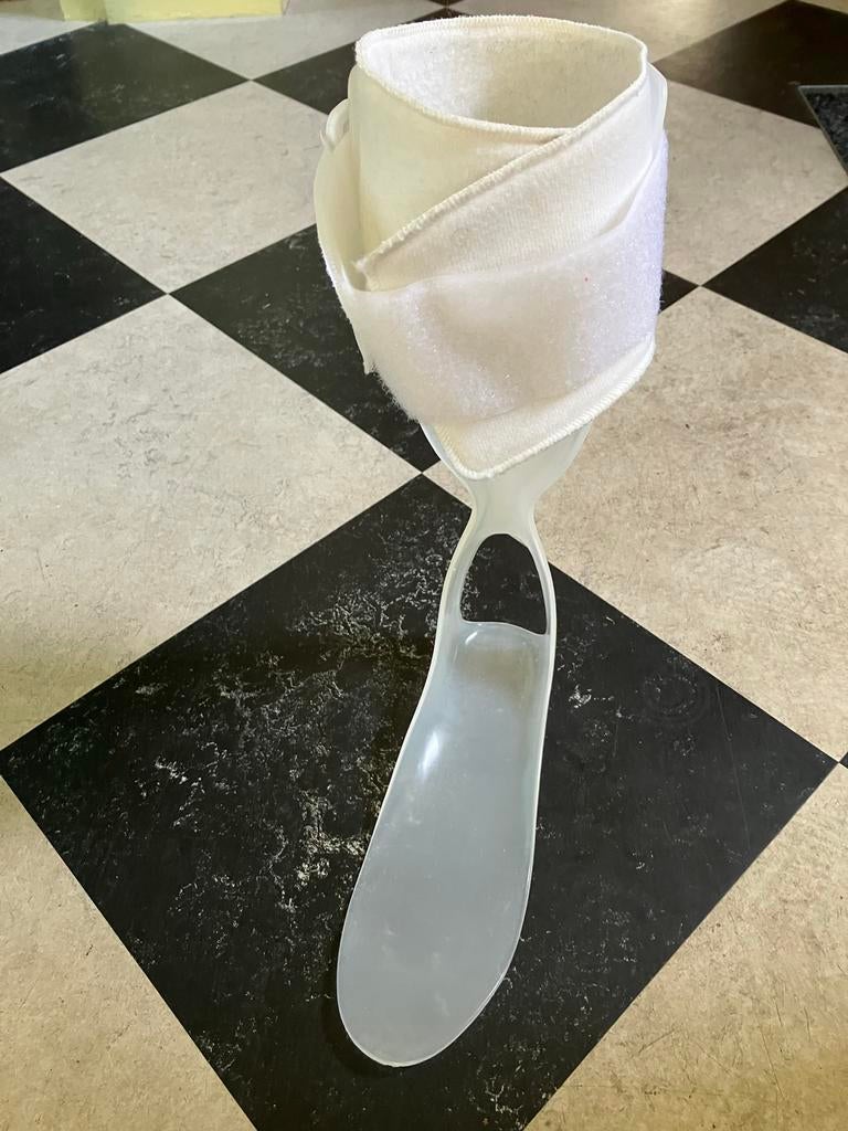 Ankle foot orthosis, Ophalen