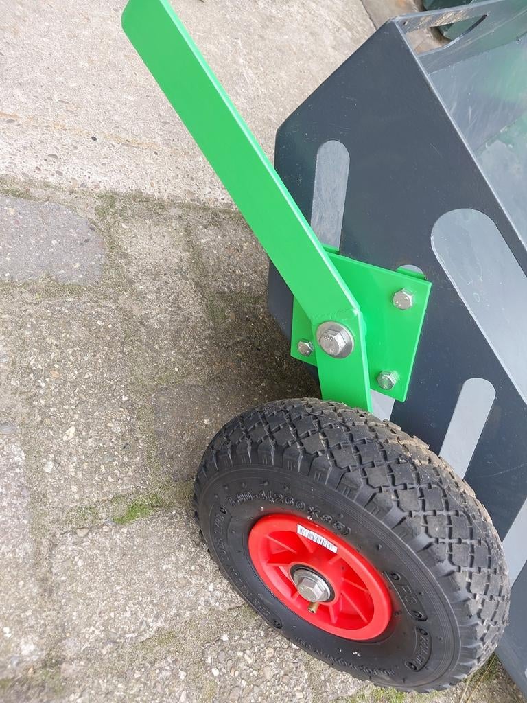 Actie !!!!!! Paddock Cleaner - Mestverzamelaar, Merrie, Minder dan 160 cm, 0 tot 2 jaar