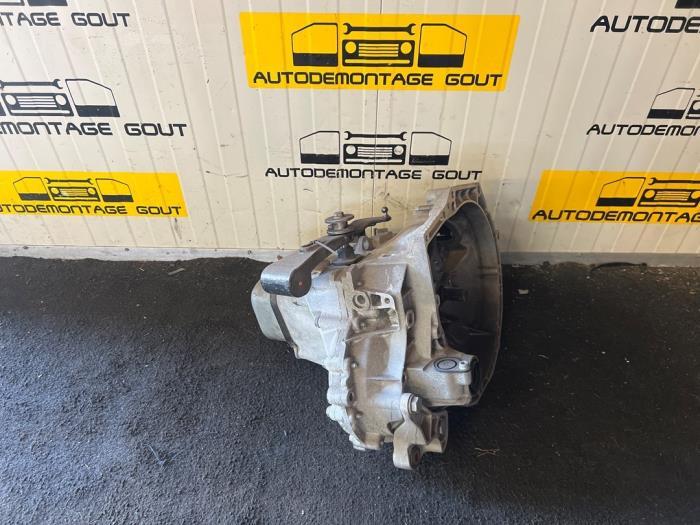 Versnellingsbak van een Peugeot 108, Gebruikt, Peugeot