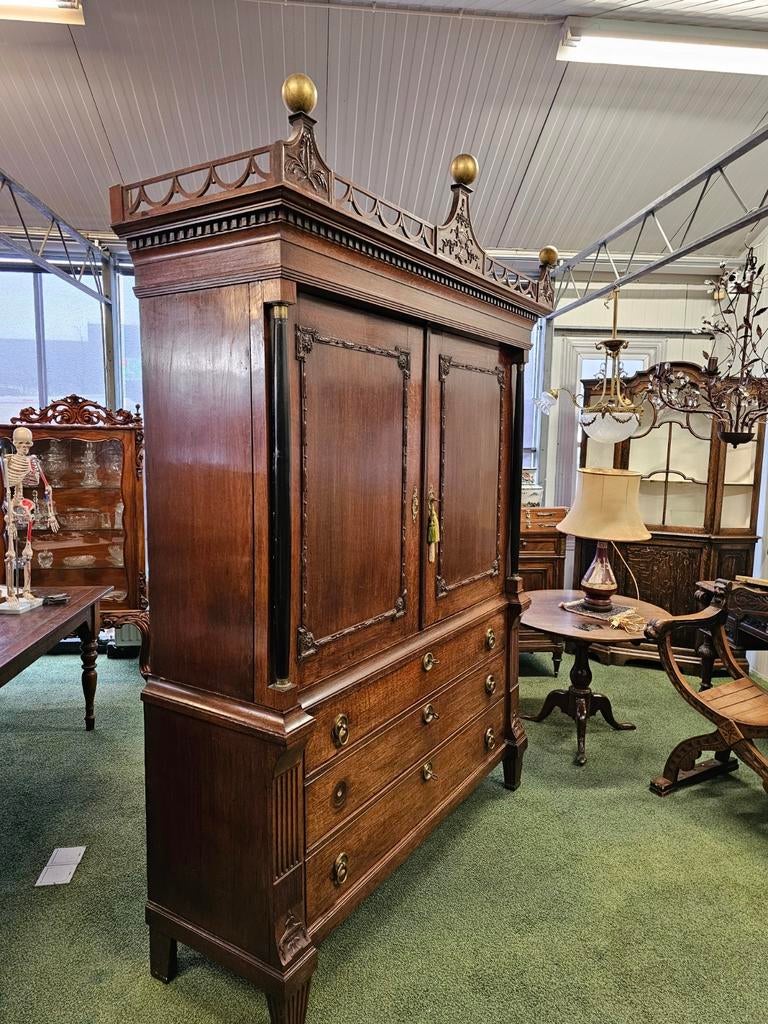 Super mooi hekjes kabinet, Antiek en Kunst, Antiek | Meubels | Kasten, Ophalen