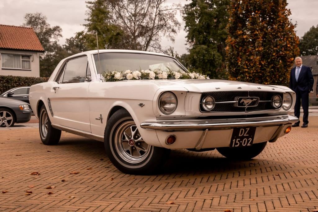 Trouwauto te huur ford mustang v8 zelf rijden!, Trouwauto