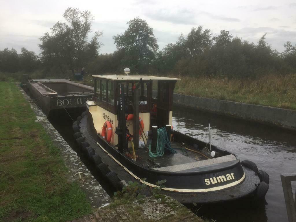 Woonark, woonschip, woonboot,jacht of beunbak transporteren?