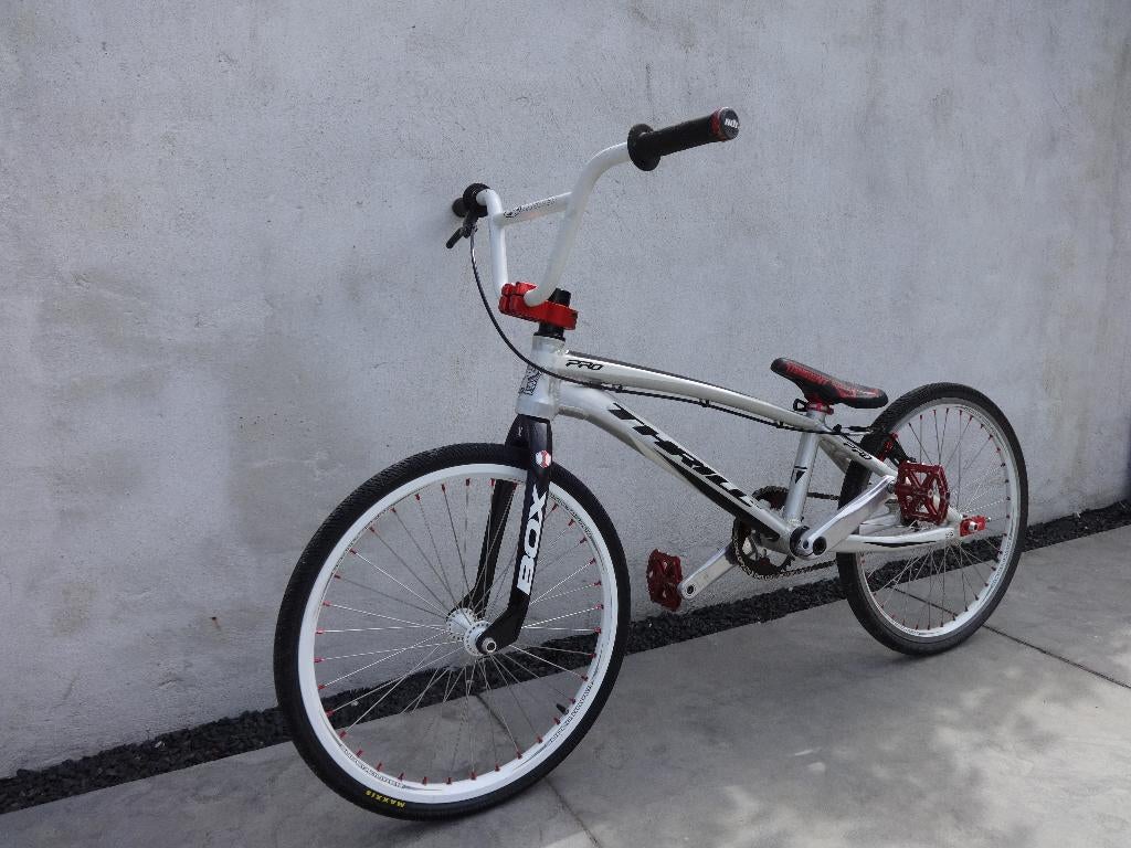 Thrill Pro BMX wedstrijd fiets, Ophalen, Thrill, 20 tot 24 inch, Nieuw