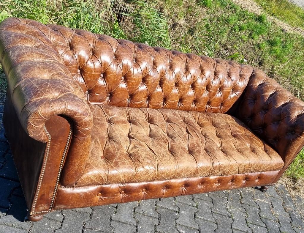 Foto 2 van Chesterfield bank button seat cognac + GRATIS BEZORGD