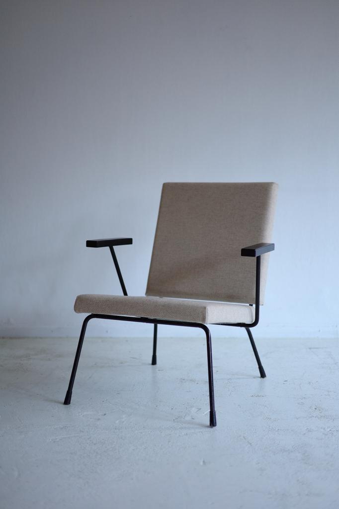 Gispen 1407, Wim Rietveld vintage Dutch design, Huis en Inrichting, Stoelen, Zo goed als nieuw, Eén, Ophalen