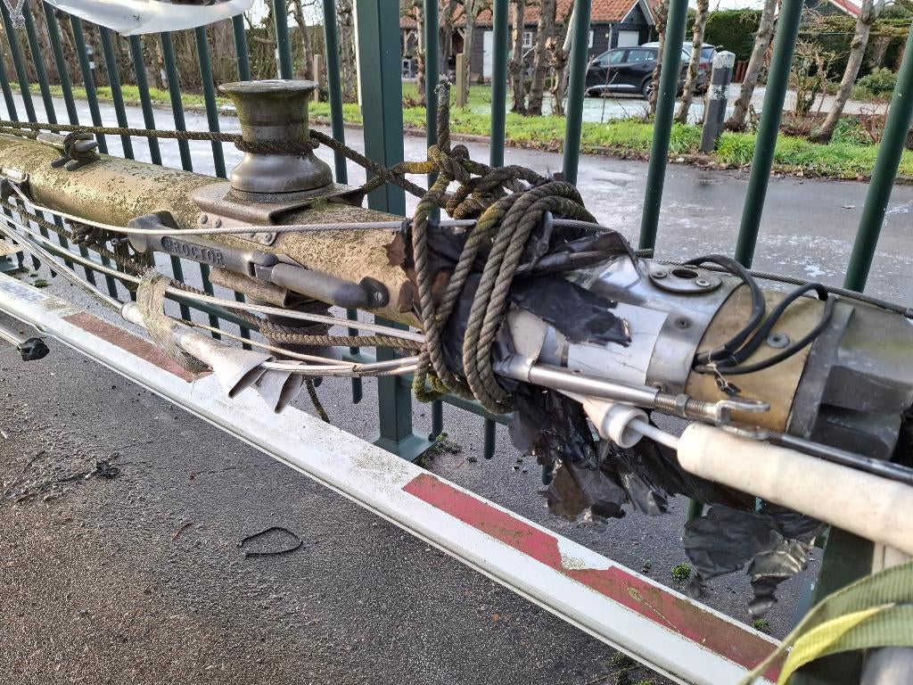 Zeilboot masten, gieken, rolfokken, profielen., Watersport en Boten, Bootonderdelen, Ophalen, Gebruikt, Tuigage en Masten, Zeilboot of Motorboot