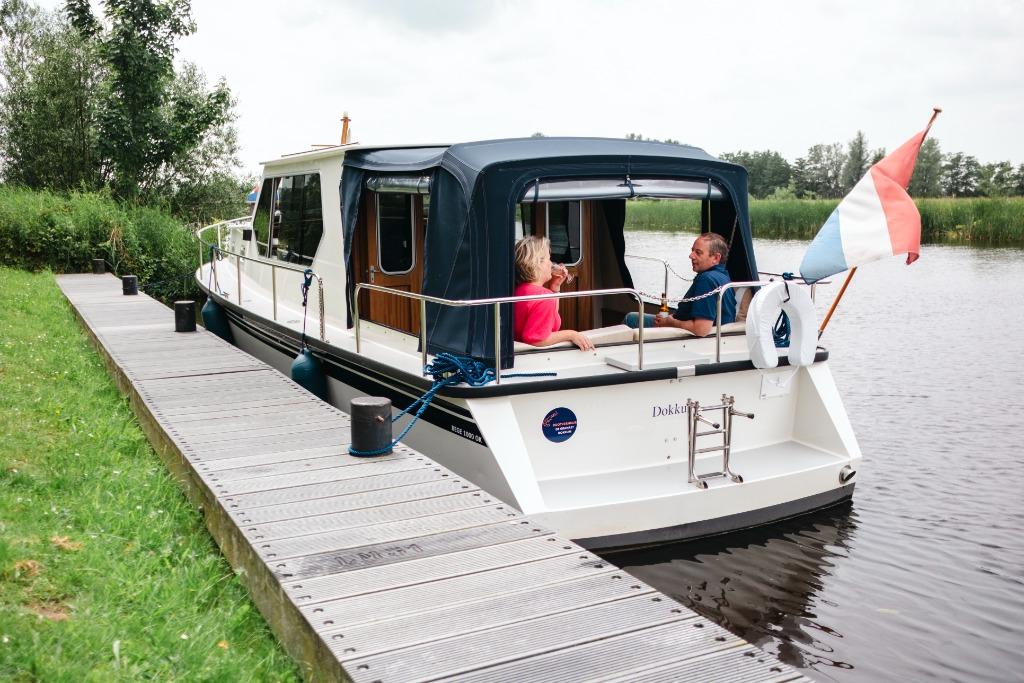 Betaalbare boot huren in Friesland, gratis vaarles, Sloep of Motorboot