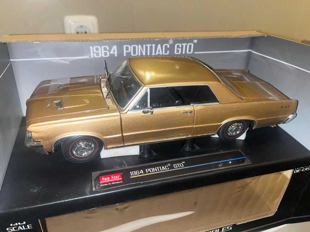 Sun Star 1964 Pontiac GTO 1/18 - Schitterend Model, Auto, Ophalen of Verzenden, Zo goed als nieuw, E
