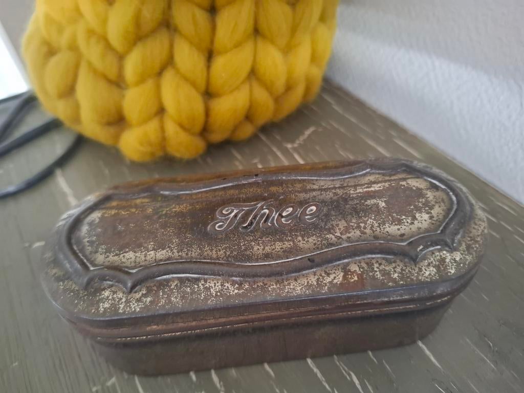 Vintage theedoosje van AH, Huis en Inrichting, Woonaccessoires | Schalen en Manden, Ophalen of Verzenden, Ovaal
