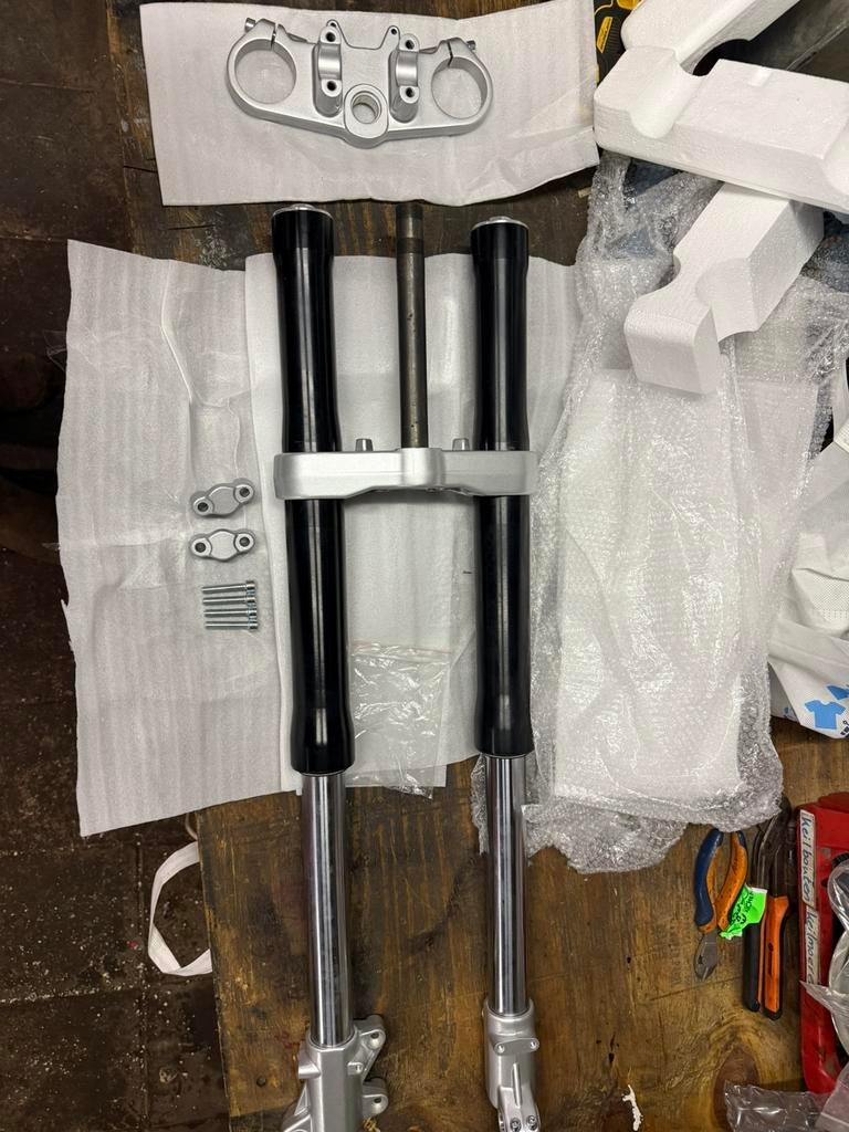 Nieuw Derbi Upside-down voorvork USD AANBIEDING NU 525 EURO, Derbi, Frame, Derbi, Derbi