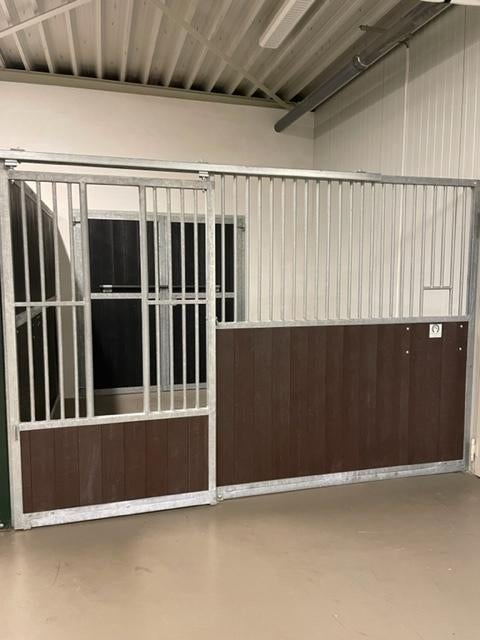 Paardenstallen/boxen. Beste prijs en kwaliteit, Dieren en Toebehoren