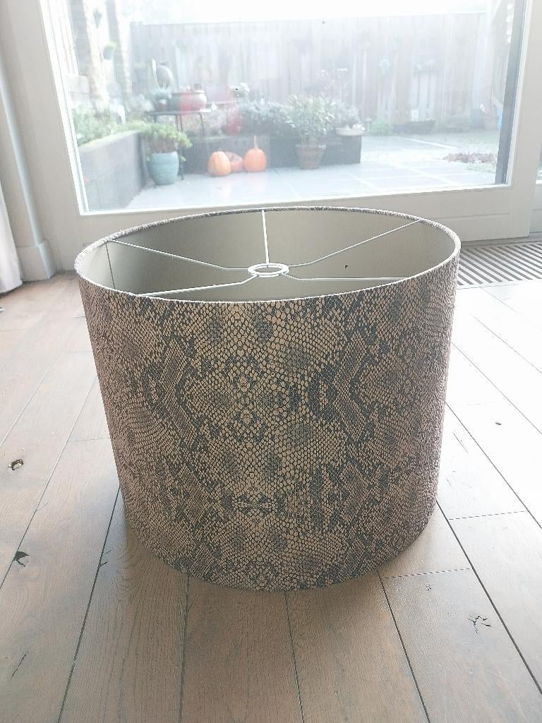 Grote lampekap doorsnede 50cm, Huis en Inrichting, Lampen | Lampenkappen, Grijs, 25 tot 50 cm, Rond, Zo goed als nieuw
