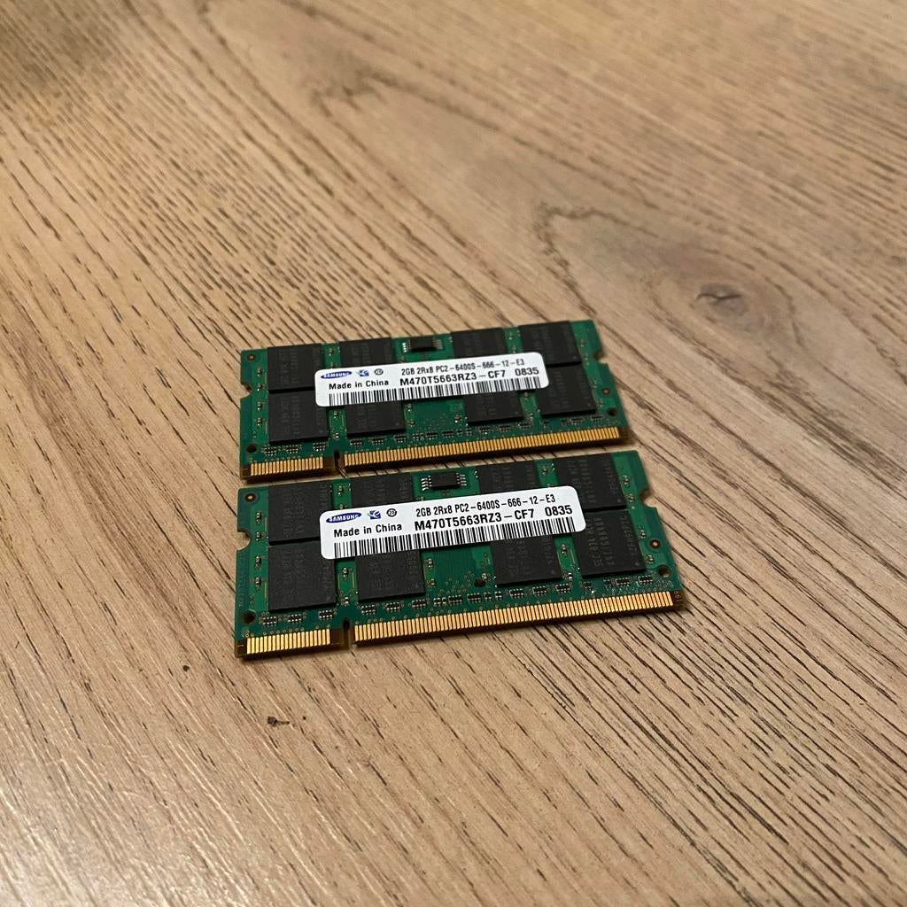 samsung  4GB 2Rx8 DDR2 800MHz  ( 2x 2GB ), Computers en Software, RAM geheugen, Gebruikt, Laptop, 4 GB, DDR2, Ophalen of Verzenden