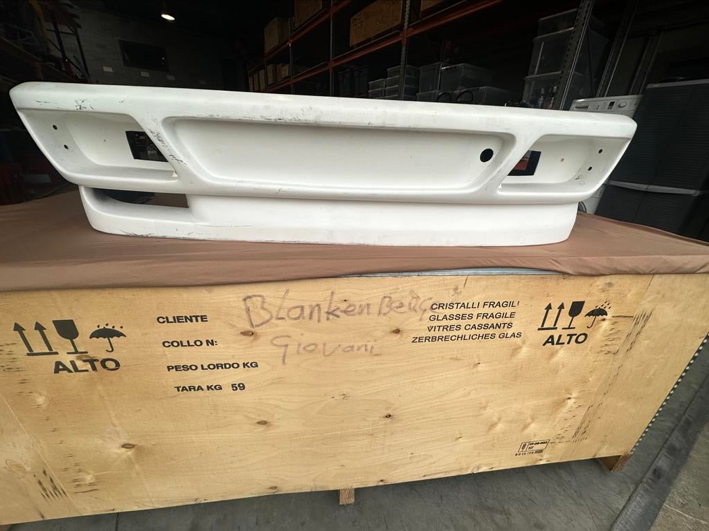 FERRARI 355 / 348. Voor Bumpers, Voor, Nieuw, Ophalen of Verzenden, Ferrari