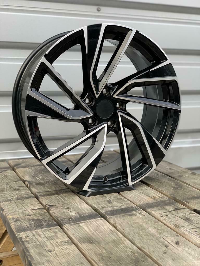 17” 5x100 ADELAIDE LOOK Velgen past onder VW polo SEAT AUDI, Auto-onderdelen, Banden en Velgen, Velg(en), Nieuw, 17 inch, Ophalen of Verzenden