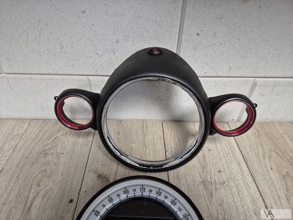 Mini R56 2006 - 2012 navigatie display met tellerklok €200, Auto-onderdelen, Dashboard en Schakelaars, Gebruikt, -, -, Ophalen of Verzenden